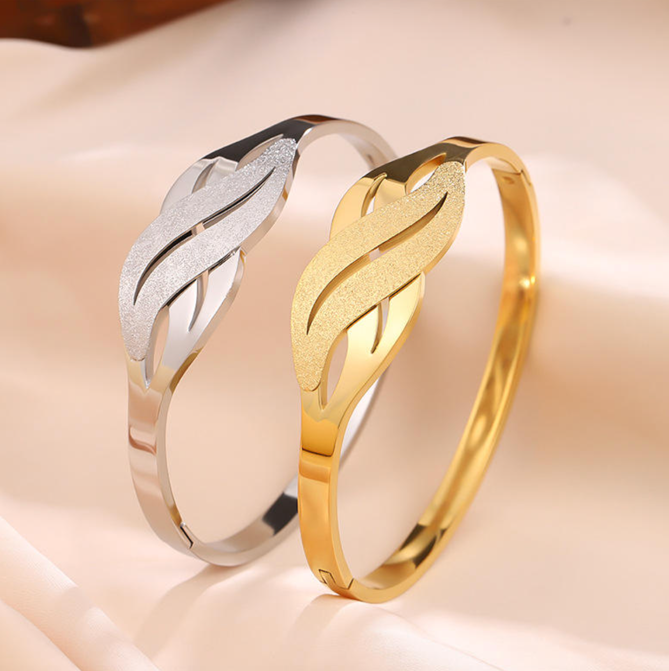Light Luxury Stainless Steel Open Bangle for Women